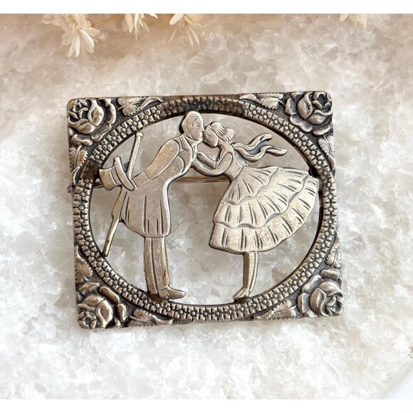 Lady & Gentleman "Gone with the Wind" Colonial Sterling Vintage Brooch Pendant - Picture 1 of 10